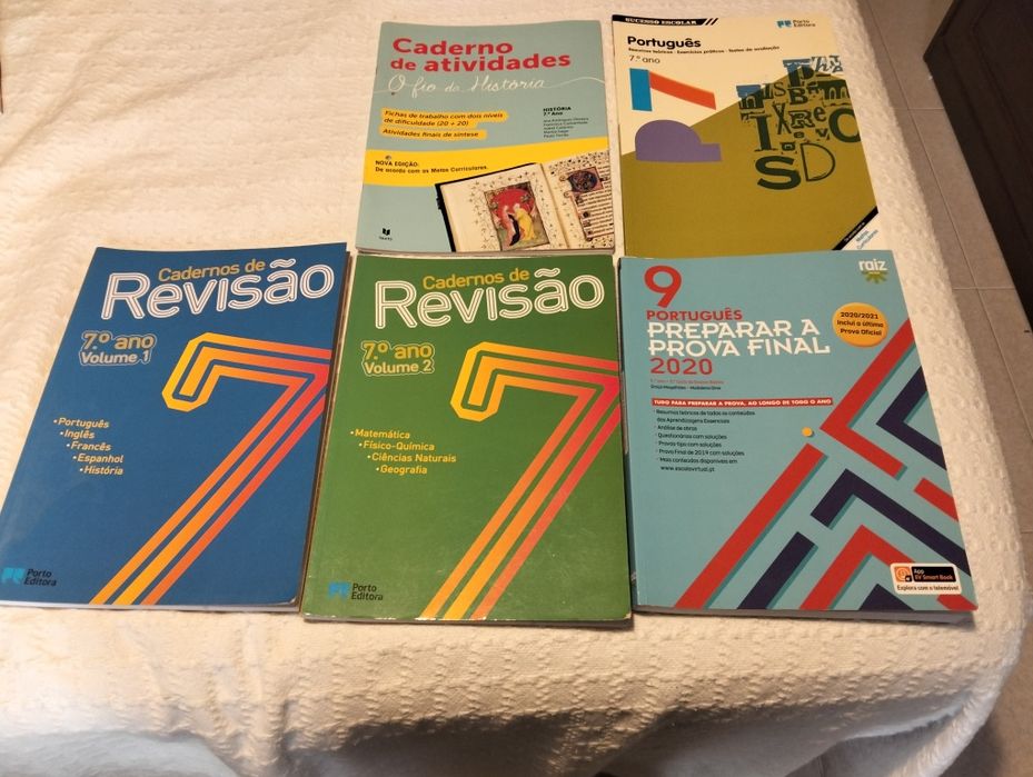 Livros 7 ano e 9ano