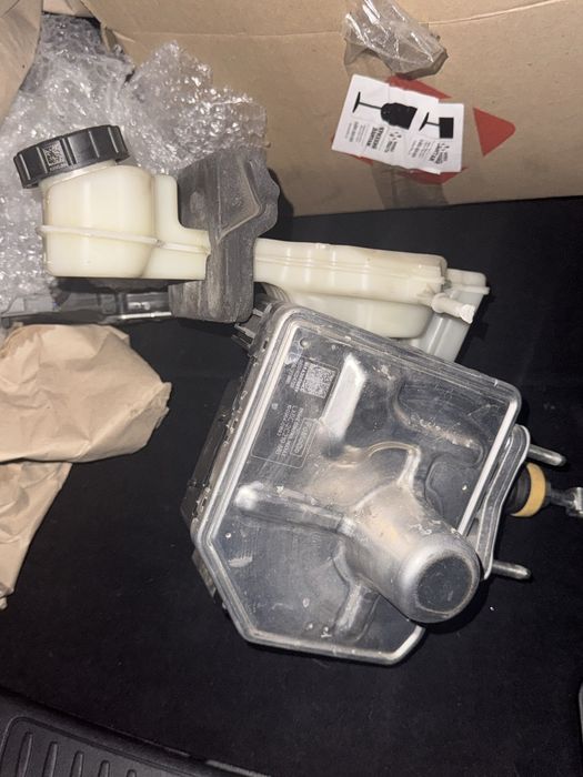 Lincoln Corsair  блок ABS