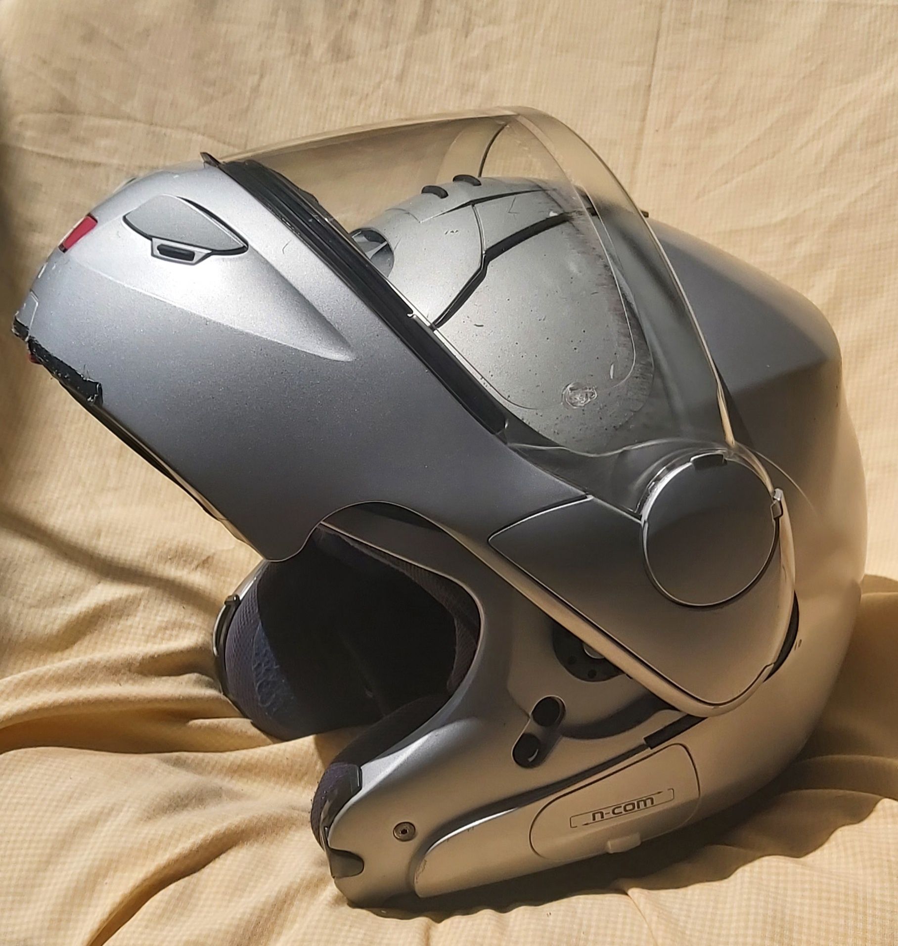 Capacete NOLAN N102, tamanho L.