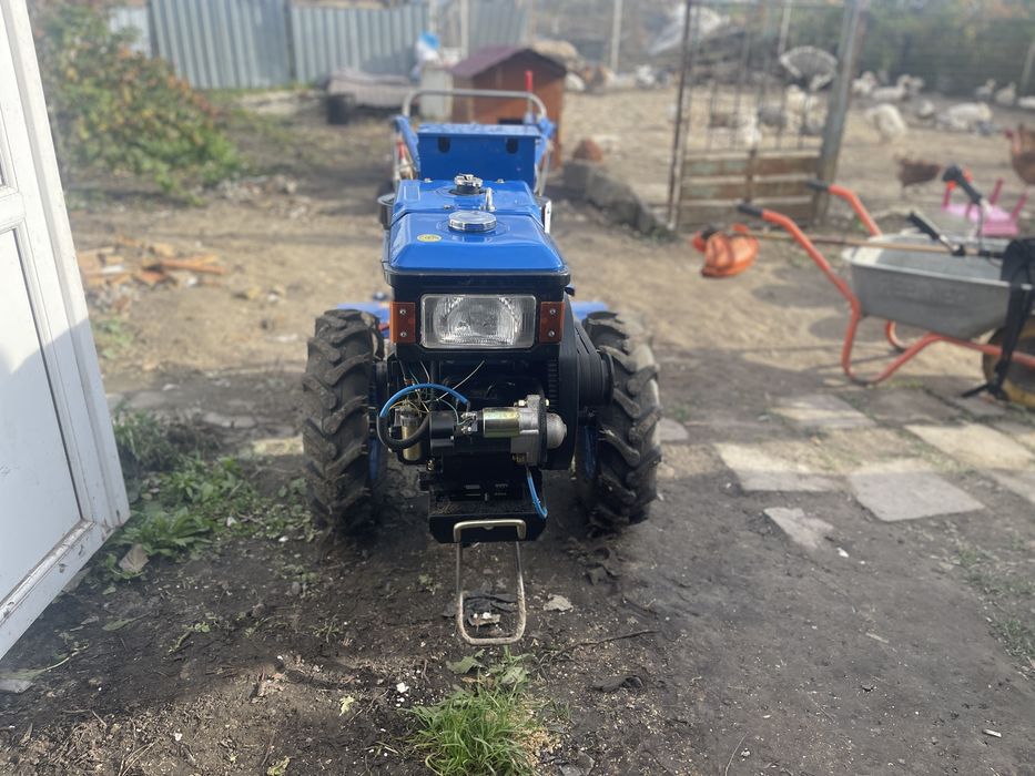 Продам Мотоблок ZUBR 12кс