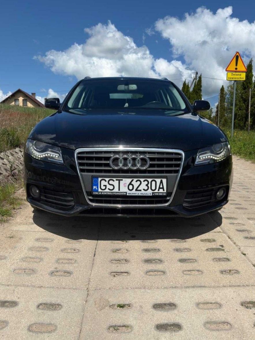 Audi a4b8 2.0tdi s-line mod 2011 NAVI

BIXenon Led