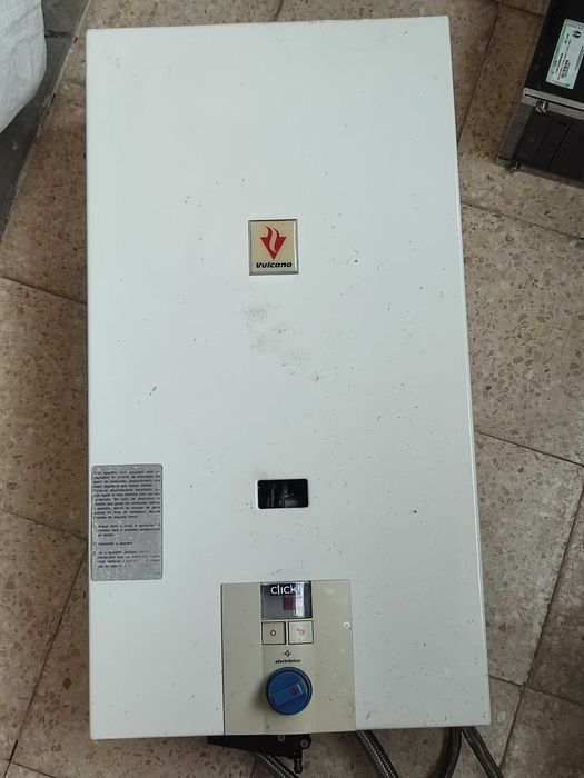 Esquentador Vulcano antigo e funcional