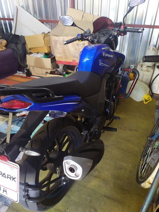 Spark 200 майже новий