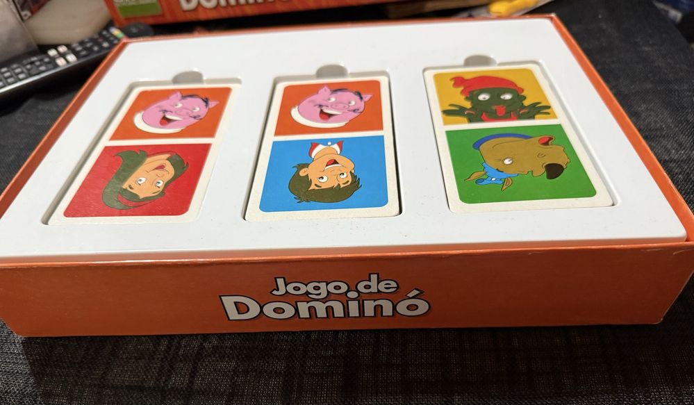 Colecionável - Jogo de Dominó “SÍTIO PICAPAU AMARELO”