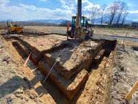 Wykopy pod piwnice / fundamenty / Mury oporowe / szamba itp