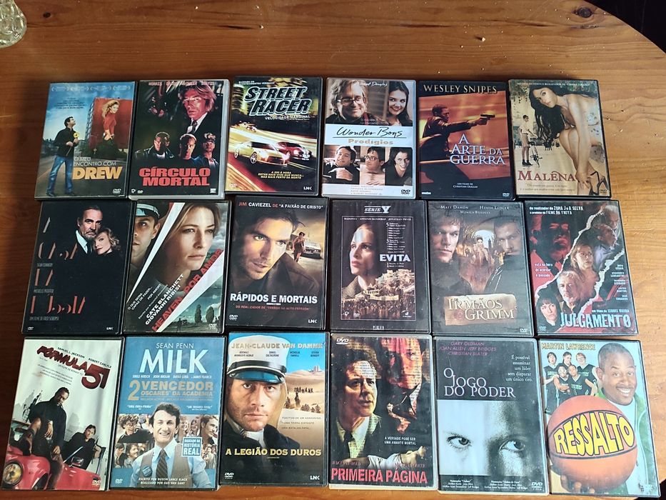 Vários DVDs para venda (valor de cada um na descrição)