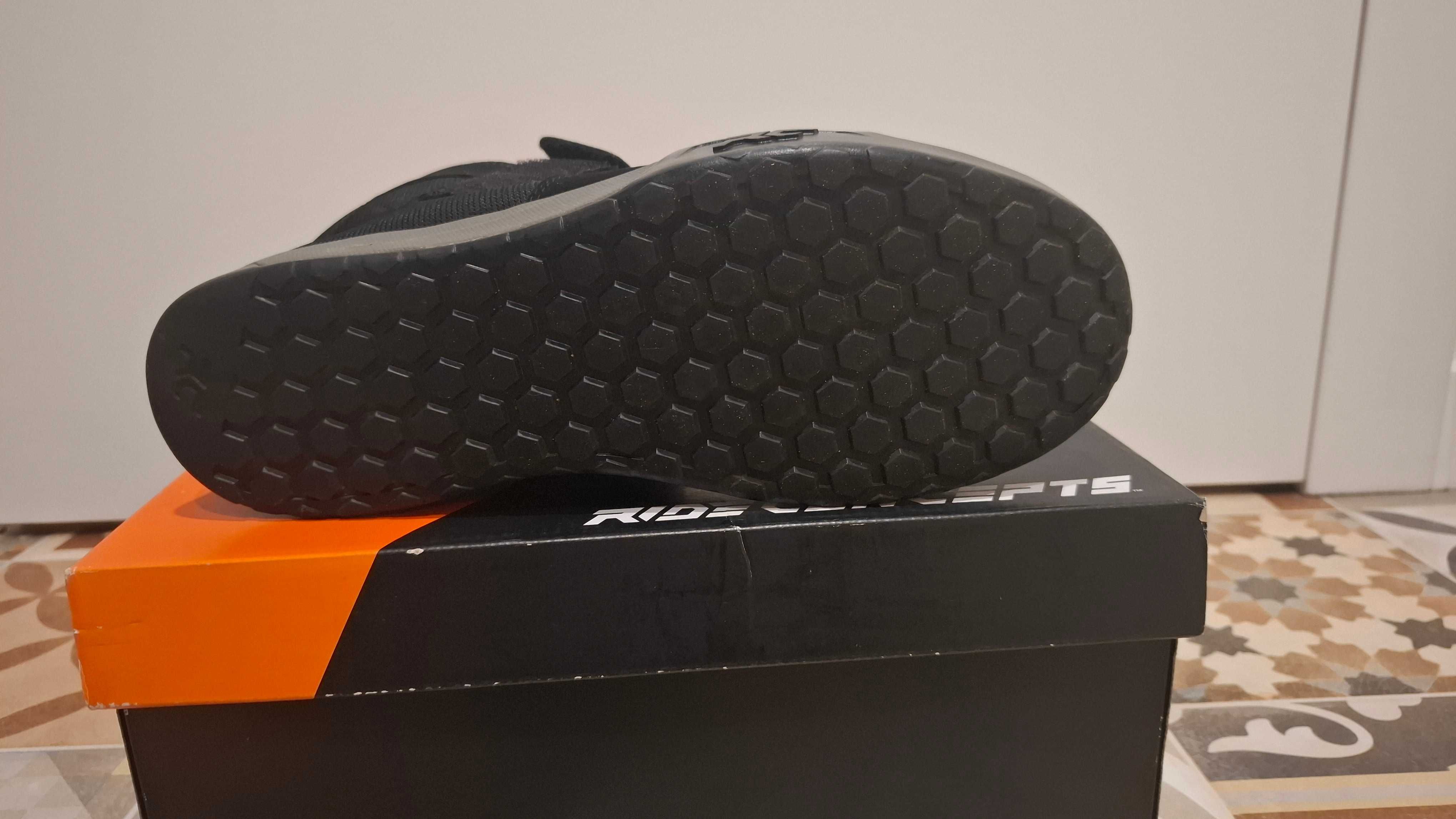 Buty MTB/DH RIDE CONCEPTS Buty Wildcat Black/Charcoal 42,5