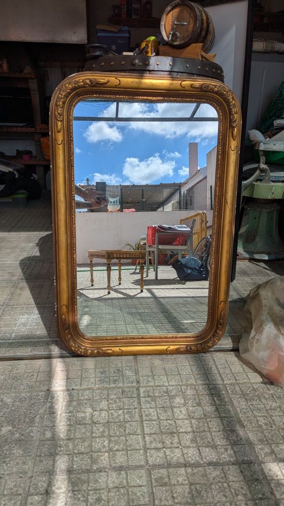 Espelho antigo trabalhado