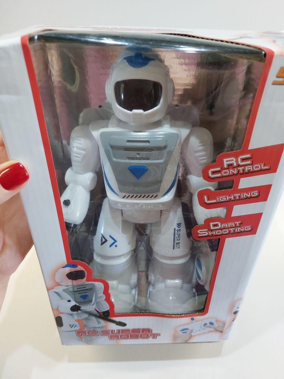Робот на радіо керуванні, RC Super Robot, робот на батарейках.