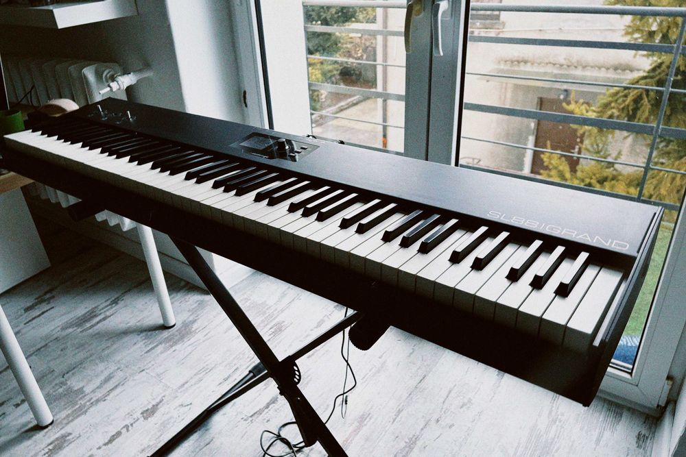 SL88 GRAND midi controller