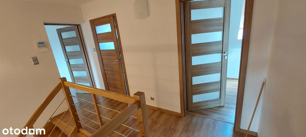 Sprzedam dom 140m2, rok bud. 2017 do zamieszkania, panele PV, 2x klima