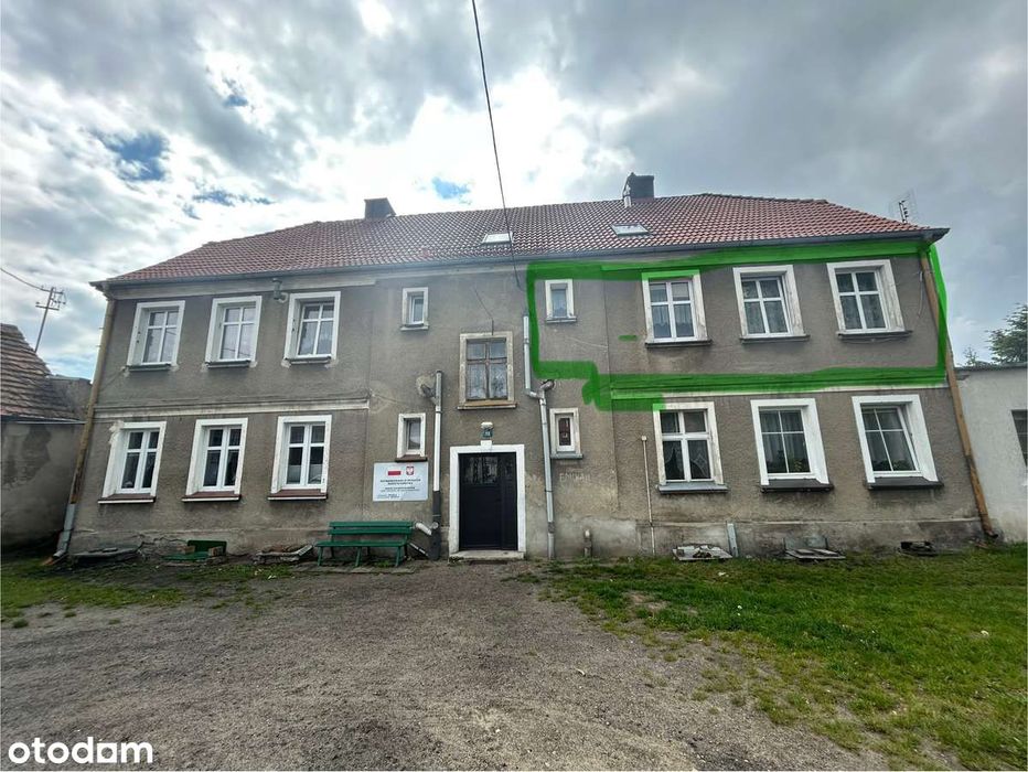 Złocieniec- 3 pokoje 72,4 m2 (łącznie 97,8m2) do remontu .
