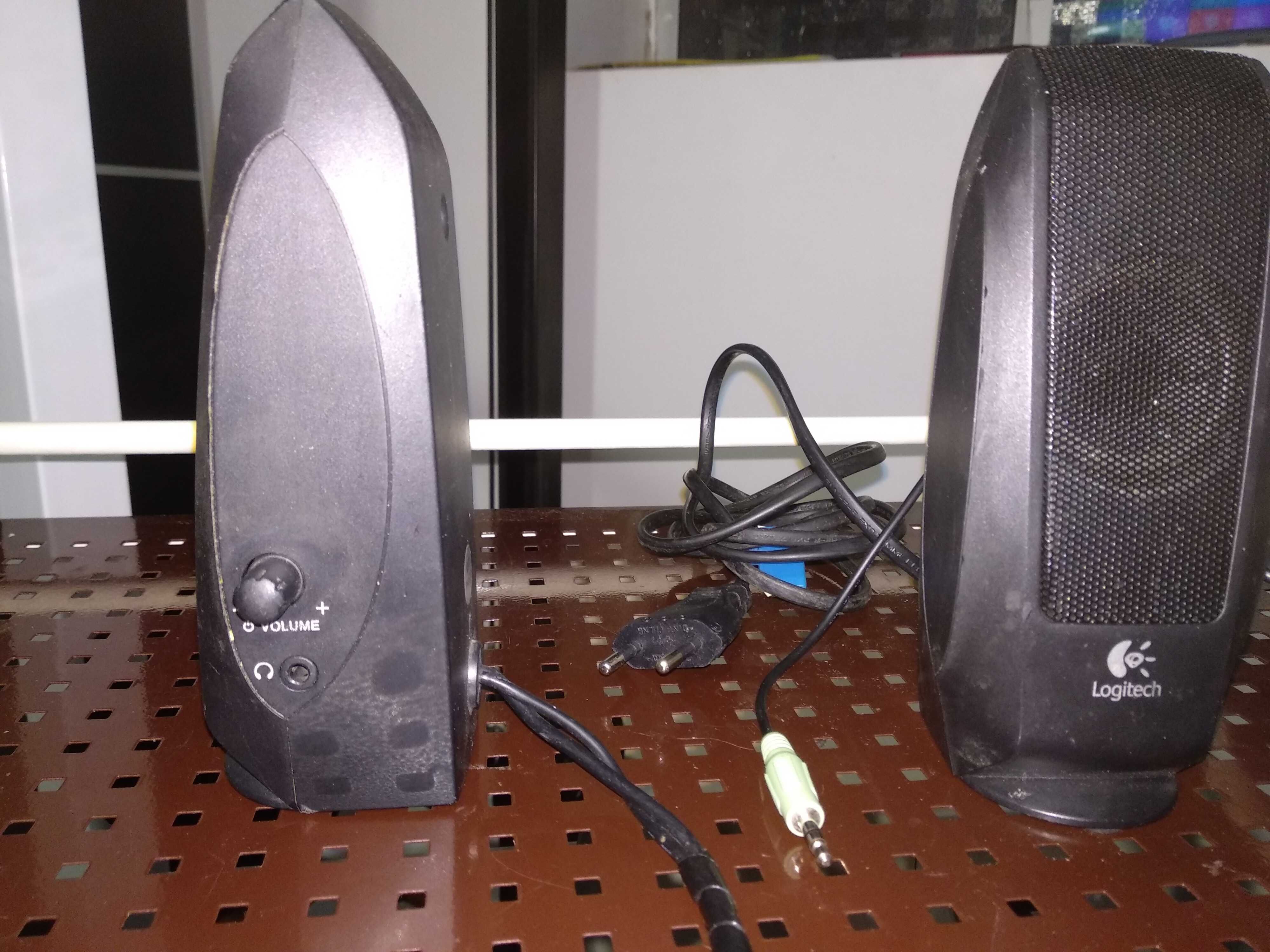 Alto Falantes Estéreo Logitech S120 Para Computador