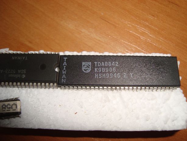 видеопроцессор TDA8842 2Y демонтаж рабочий. Шасси 11AK19