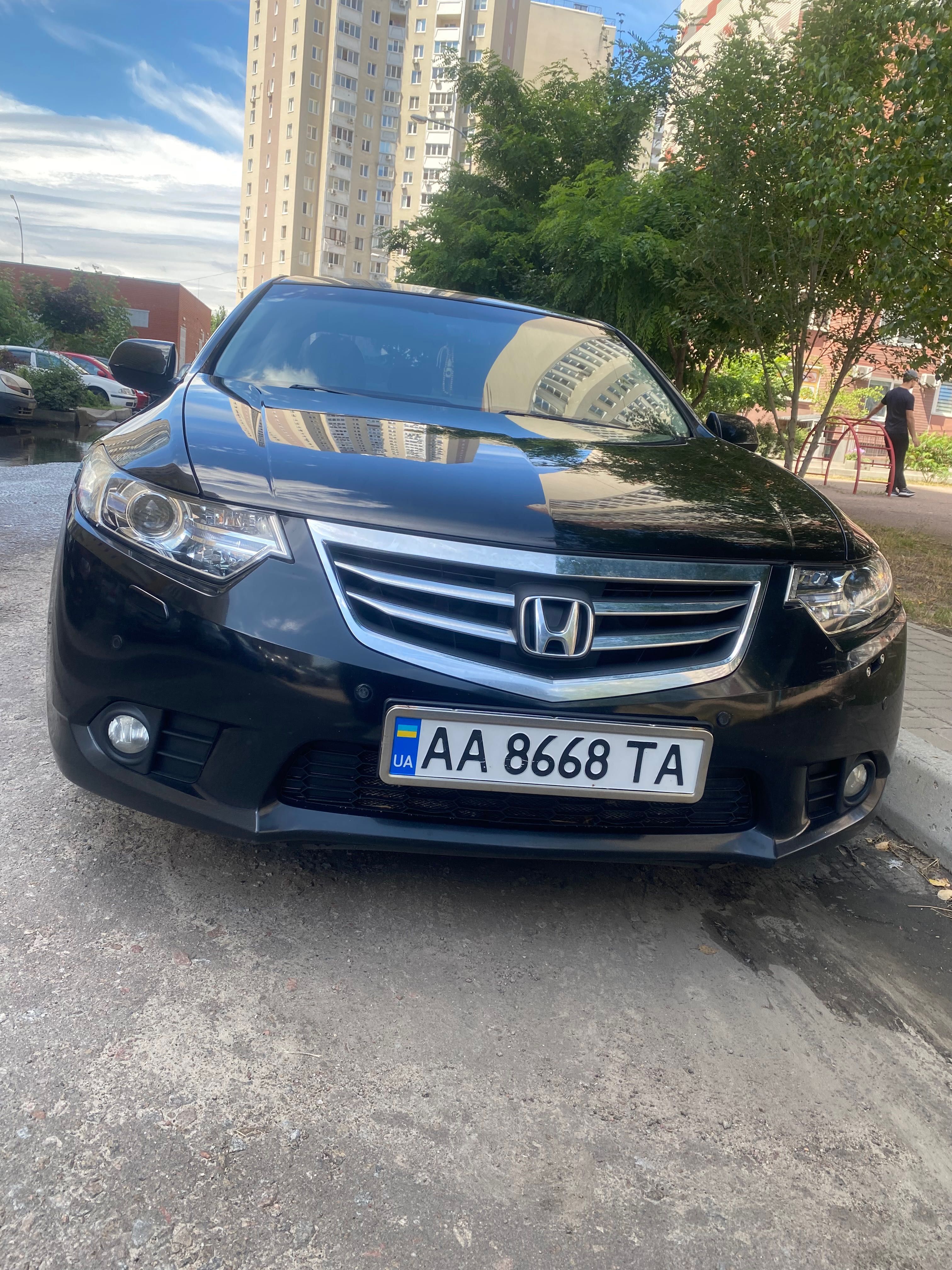 Honda accord 8 2.0 2011 (рестайлінг)