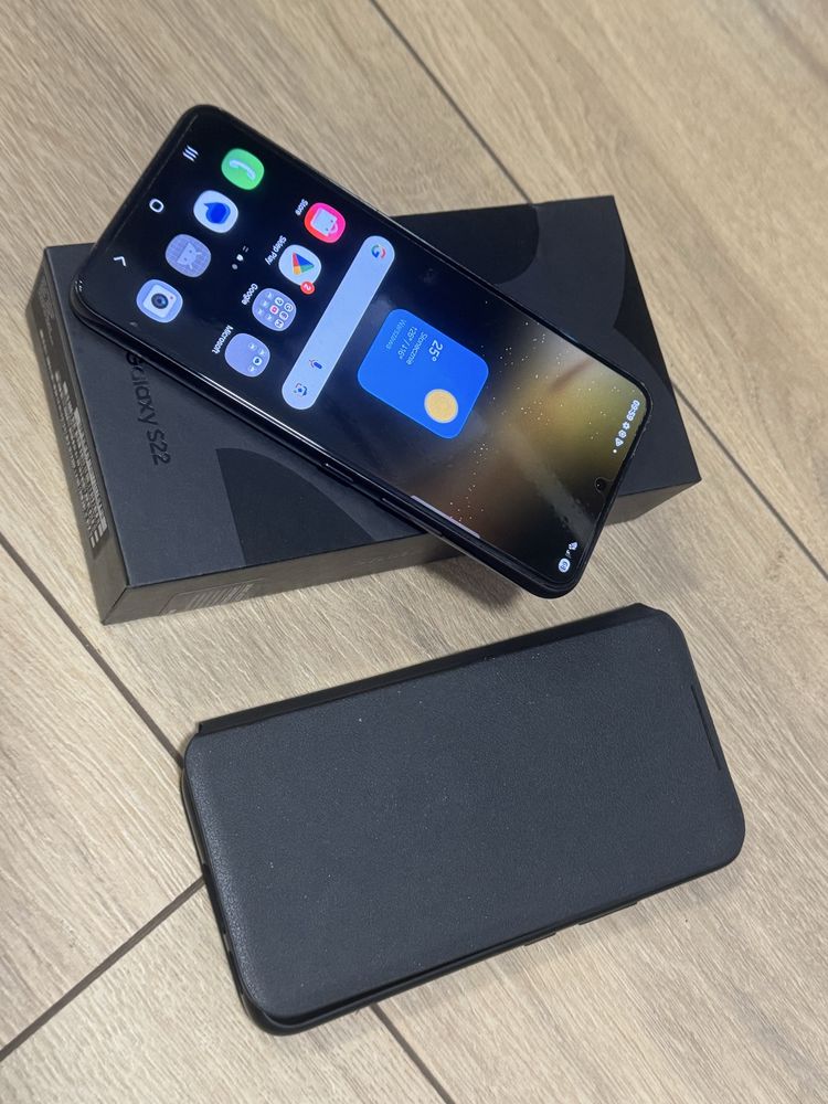 sprzedam samsung S22 8/256gb stan idealny