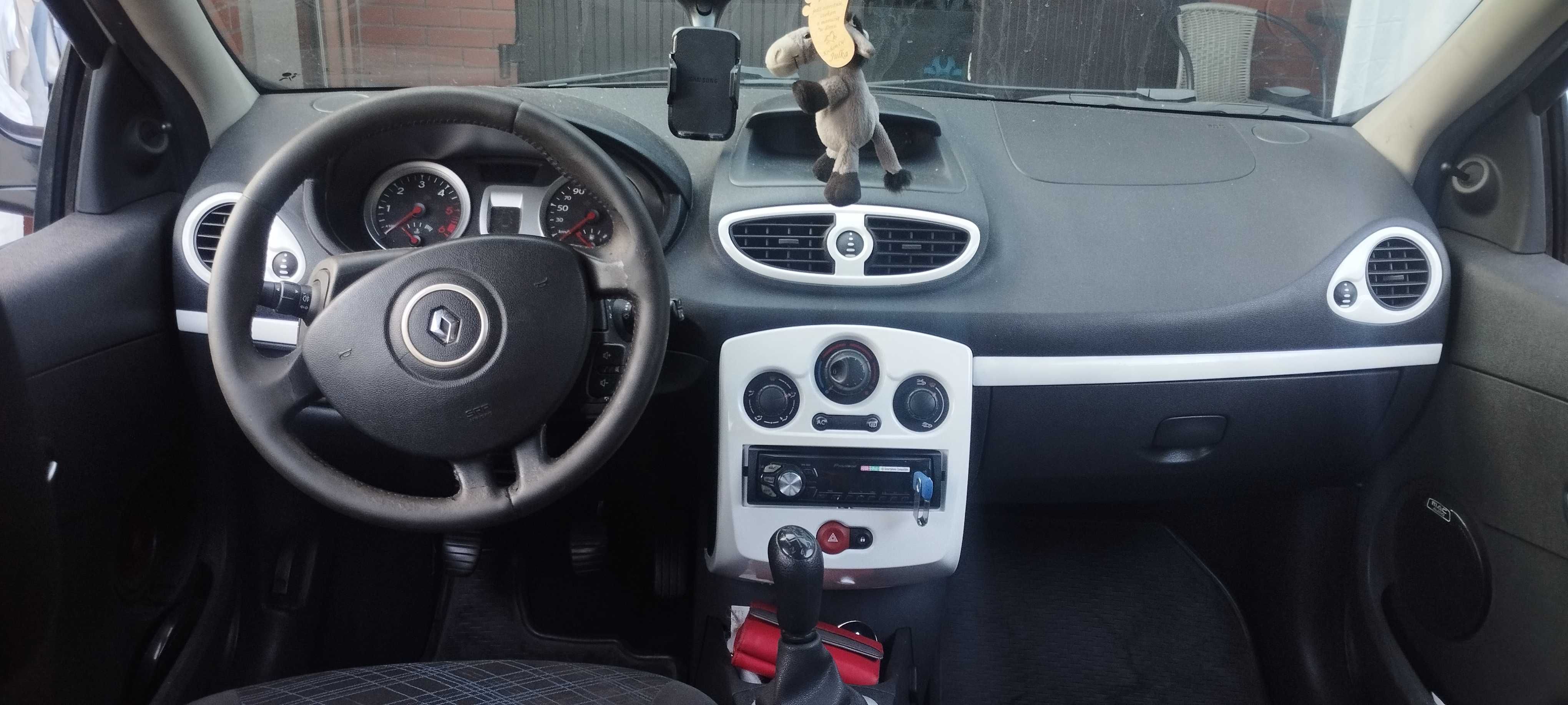 Renault Clio III doinwestowane 2009r.