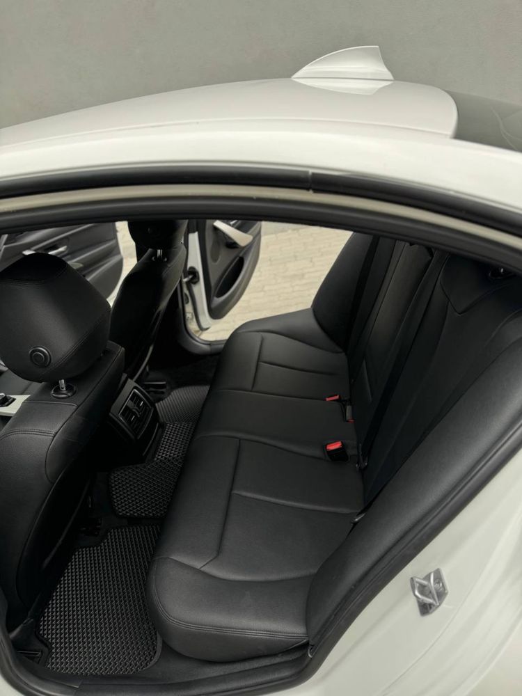 Продам Терміново BMW 320 X-drive