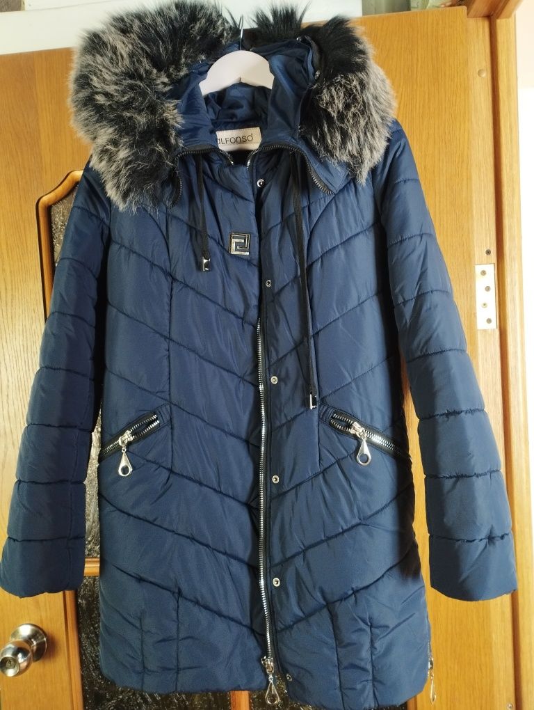 Куртка зимня для дівчинки 12-13років