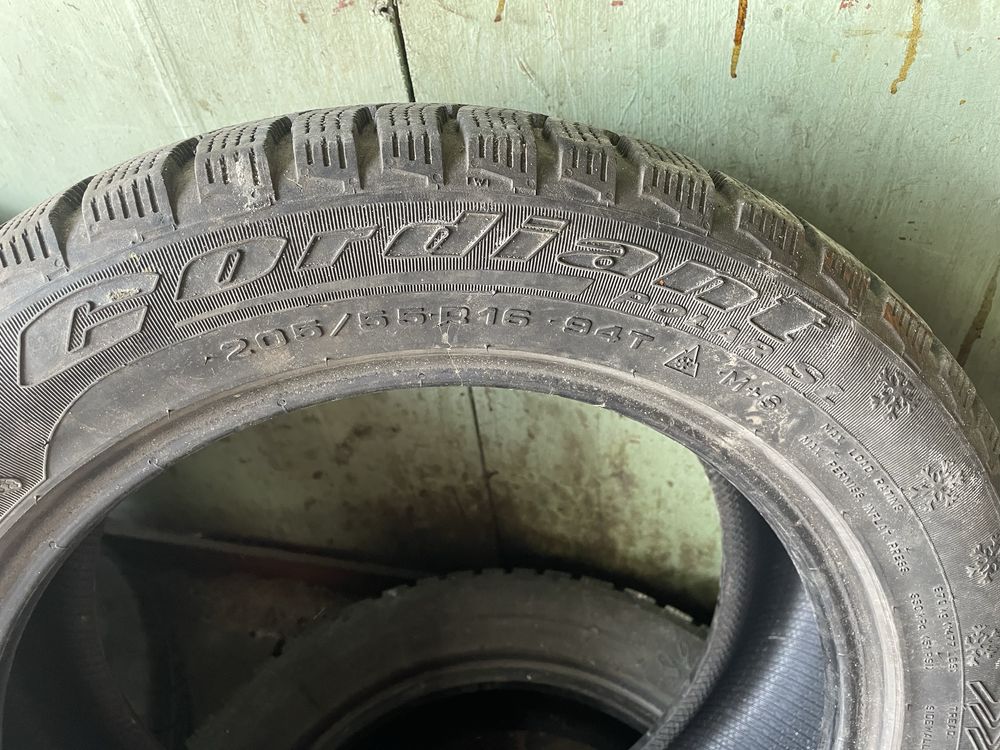 Продам 3 зимних колеса