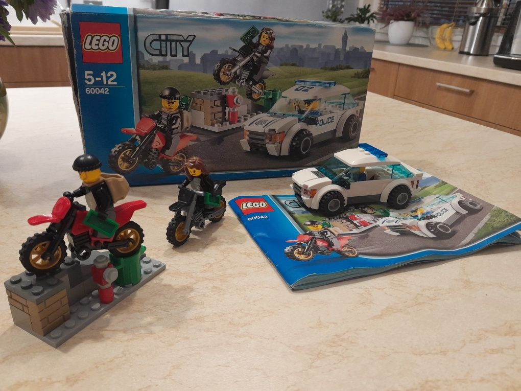 Lego city 60042 pościg policyjny