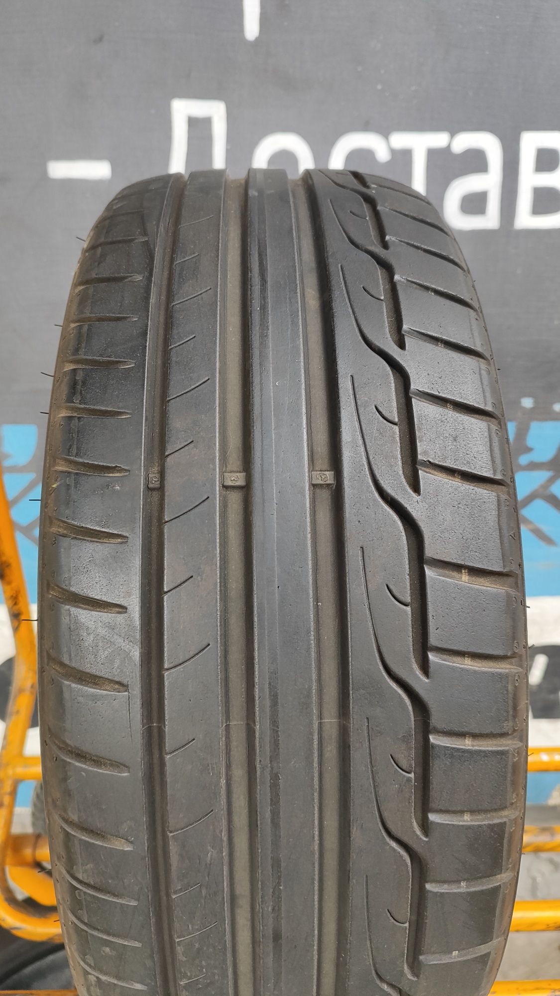 Шина Dunlop одна літня 205/45 R17 205*45 17