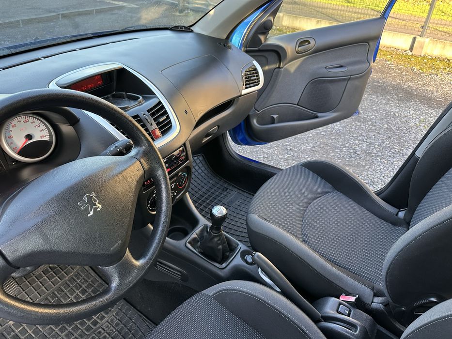 PEUGEOT 206+ 1.4 HDI  105 tys kilometrów.