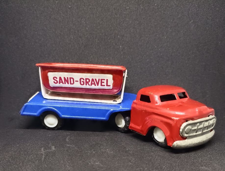 71# Bardzo stara metalowa wywrotka Japońska.