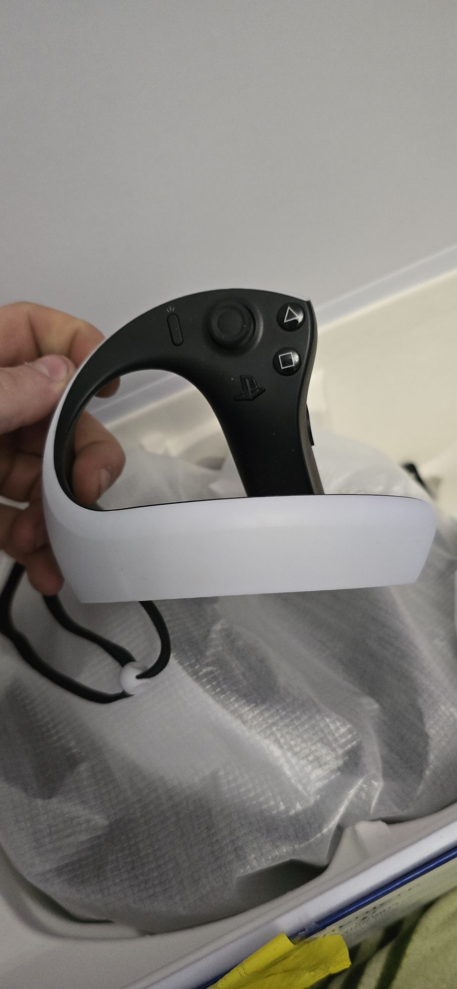 Продаю VR-окуляри PlayStation VR2