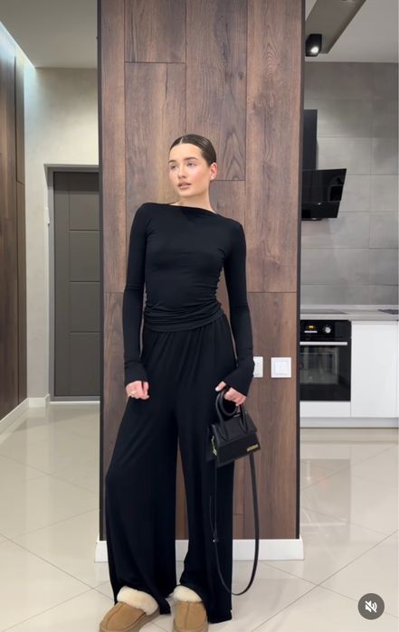 Трендовий костюм лонгслів та штани