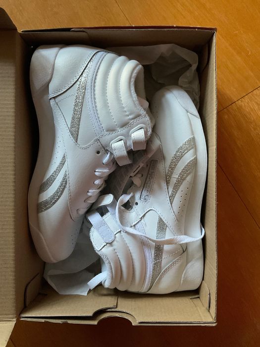 Sapatilhas Reebok , Modelo Freestyle High