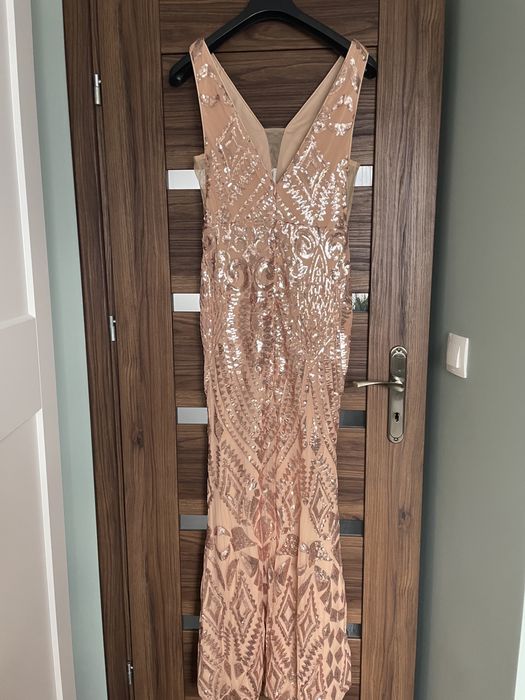 Sukienka nowa dluga cekiny rozm m