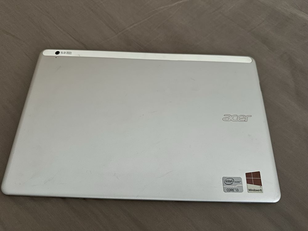 Portátil / Tablet Acer Aspire P3 Series