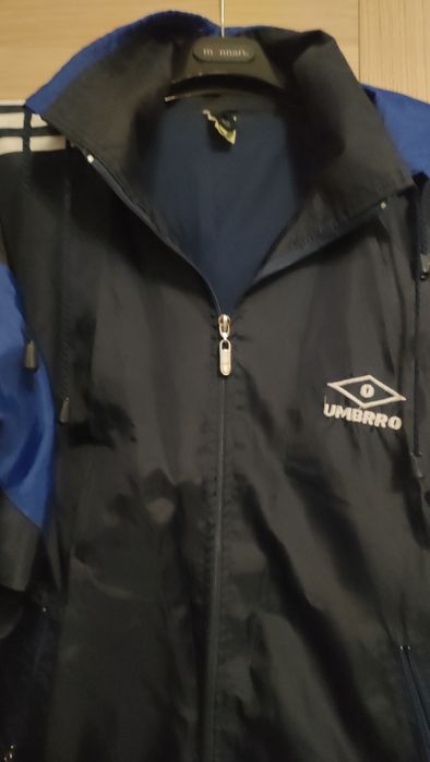 Kurtka wiatrówka Umbro rozmiar 38
