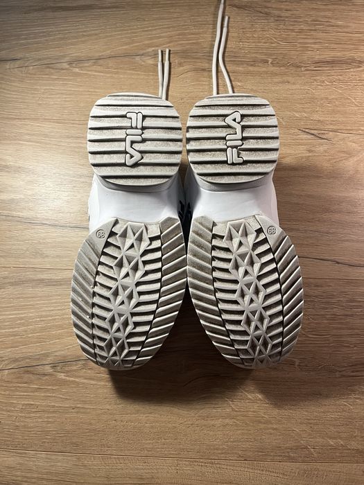 Białe Buty Fila