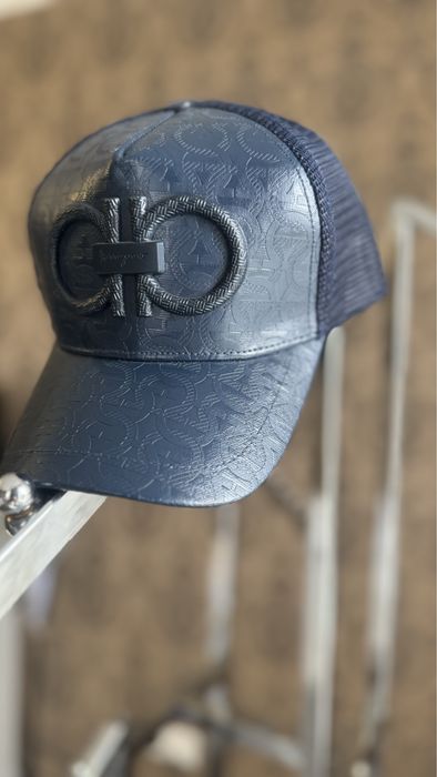 Бейсболка salvatore ferragamo оригинал