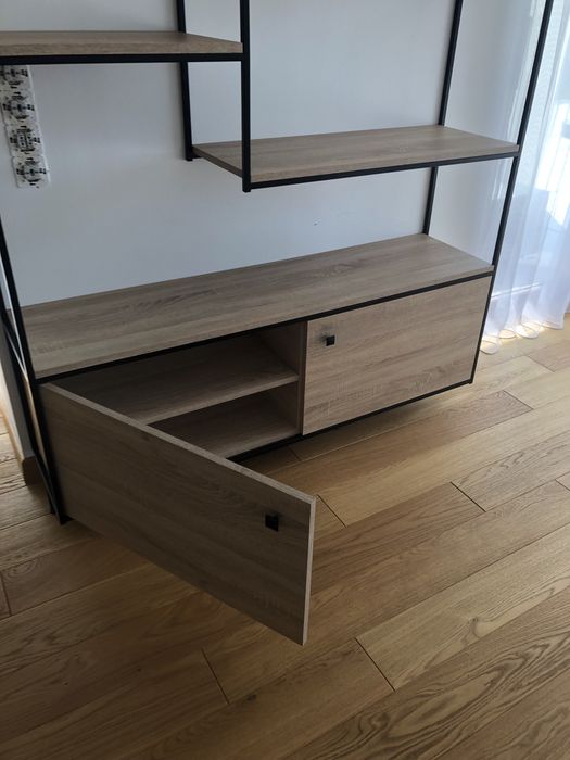 Regał loft z zamykaną szafką