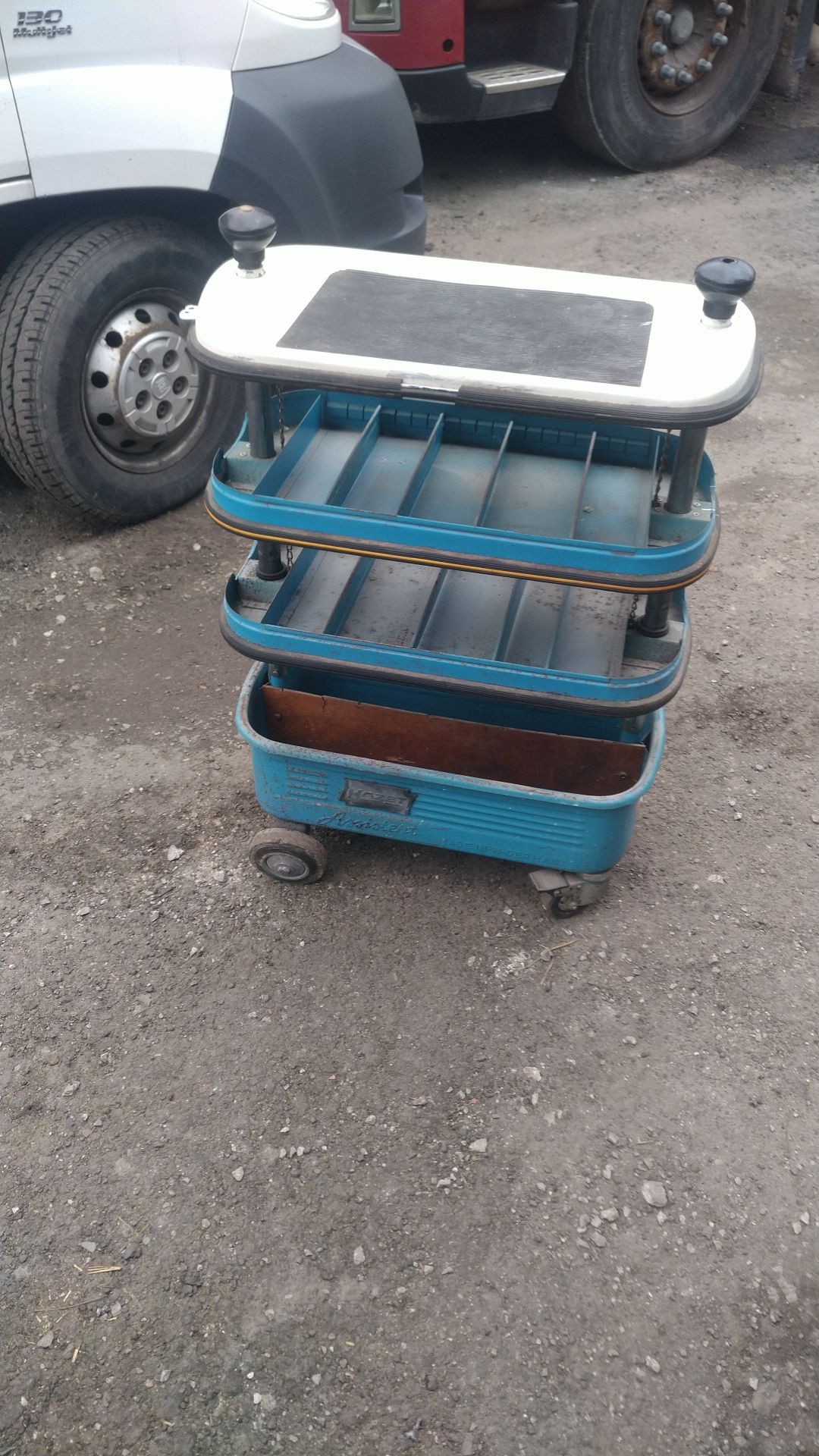 Wózek narzędziowy hazet masywny