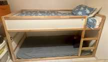 Cama reversível KURA usada com colchão incluído