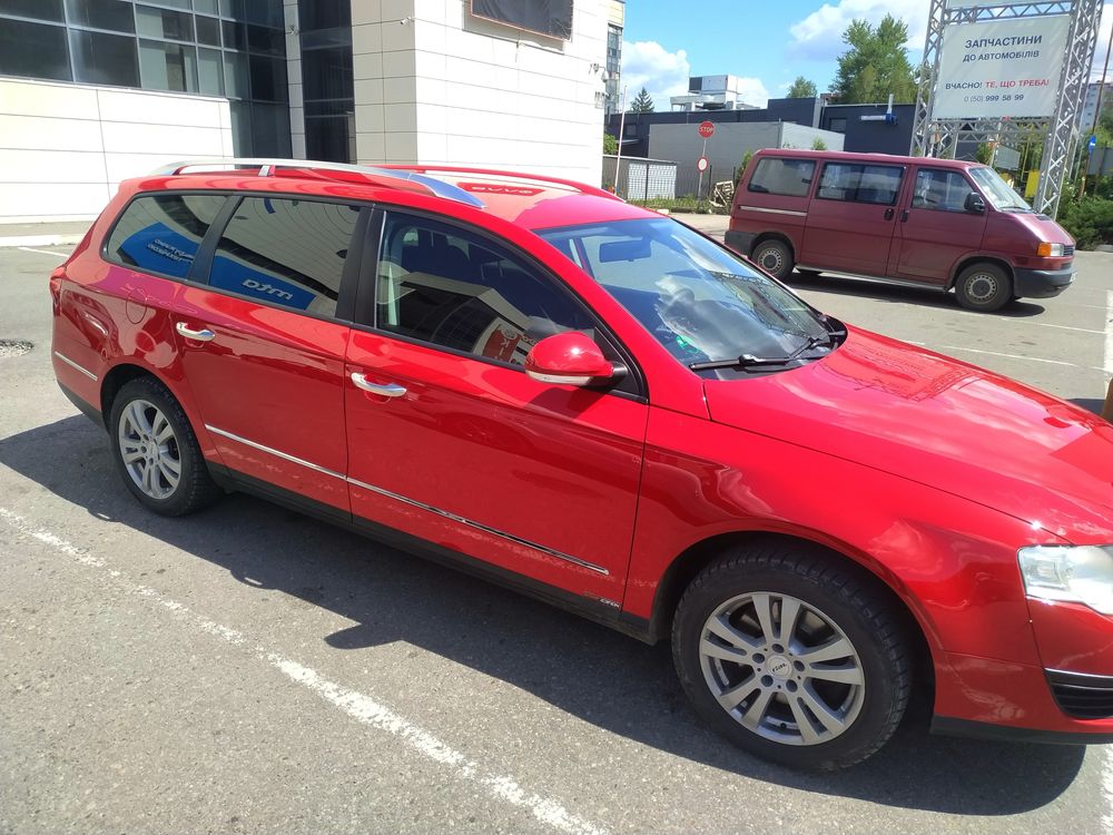 Volkswagen Passat 2005р 1.6 бензин