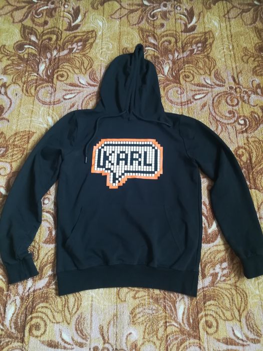 Худі, стильна майже нова