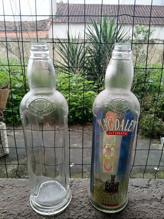 Garrafas de vidro grandes