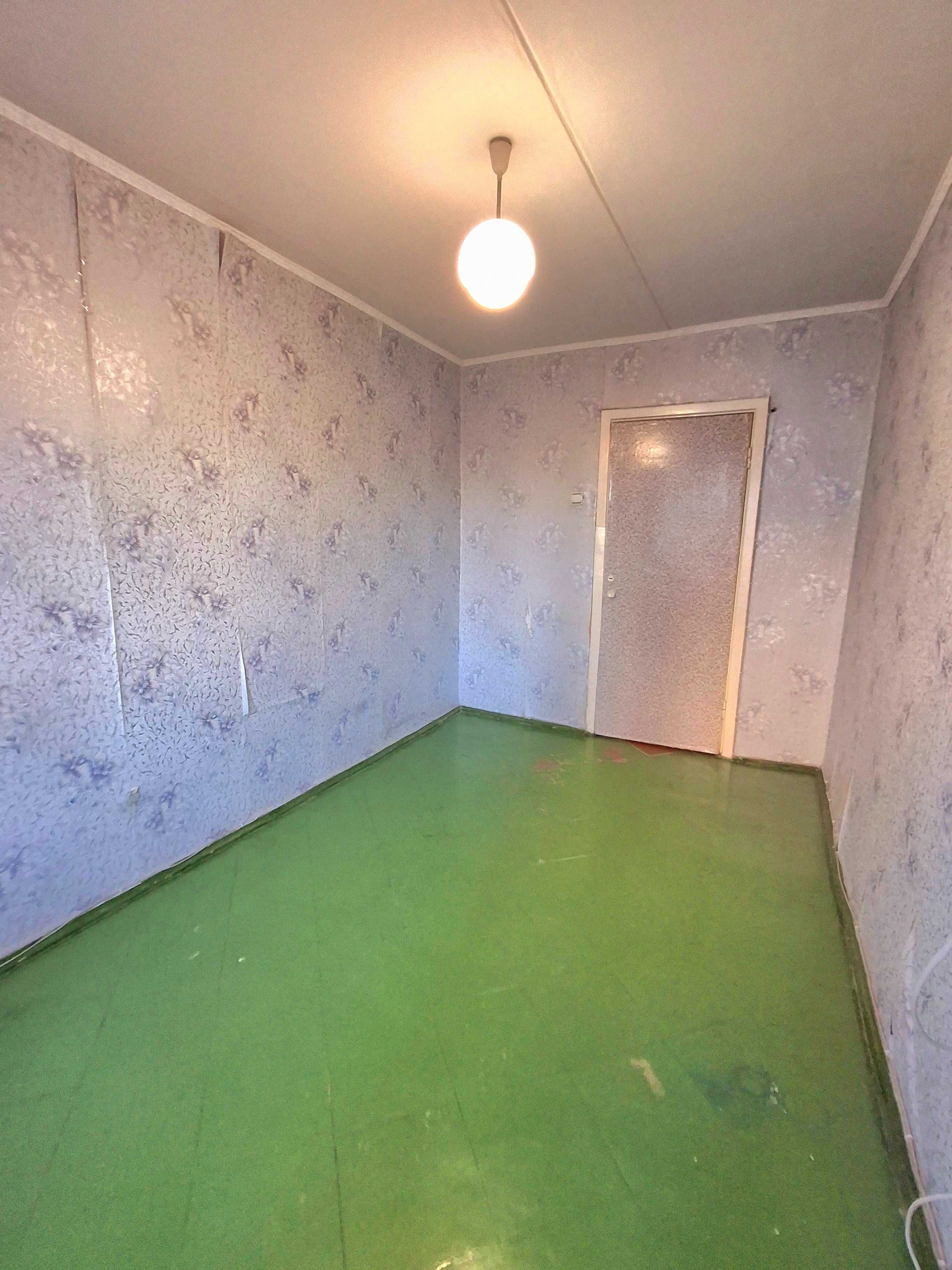У продажу 3 к. квартира, вул. 3я Слобідська 56. Центр