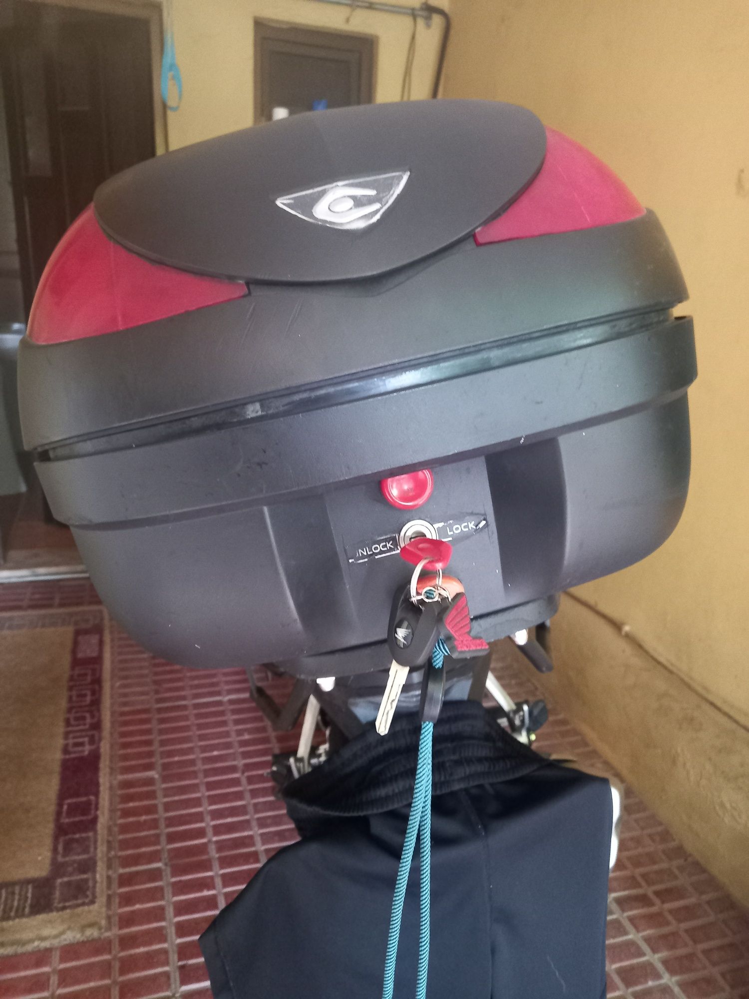 Top Case com suporte