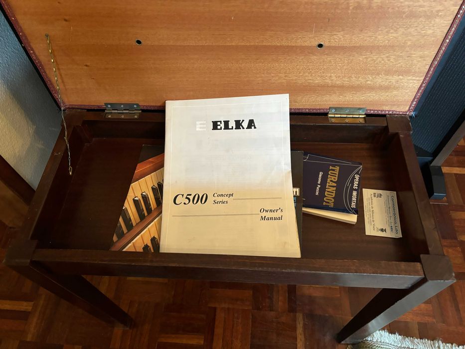 Orgão ELKA C500 em muito bom estado