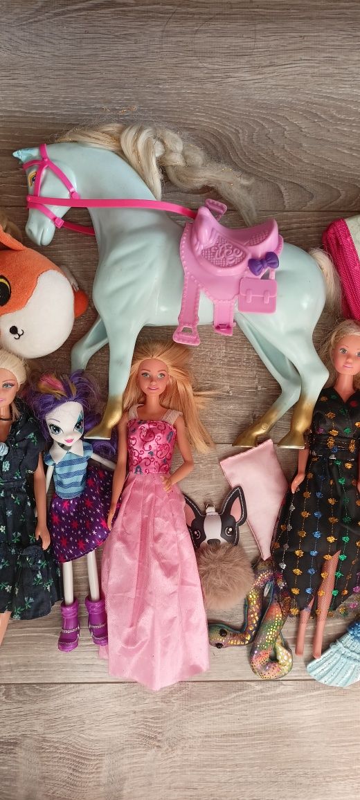 Różne zabawki lalki Barbie Simba Pony i inne