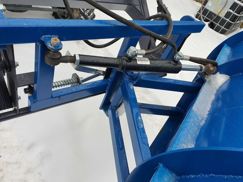 Zamienię pług do śniegu do tura