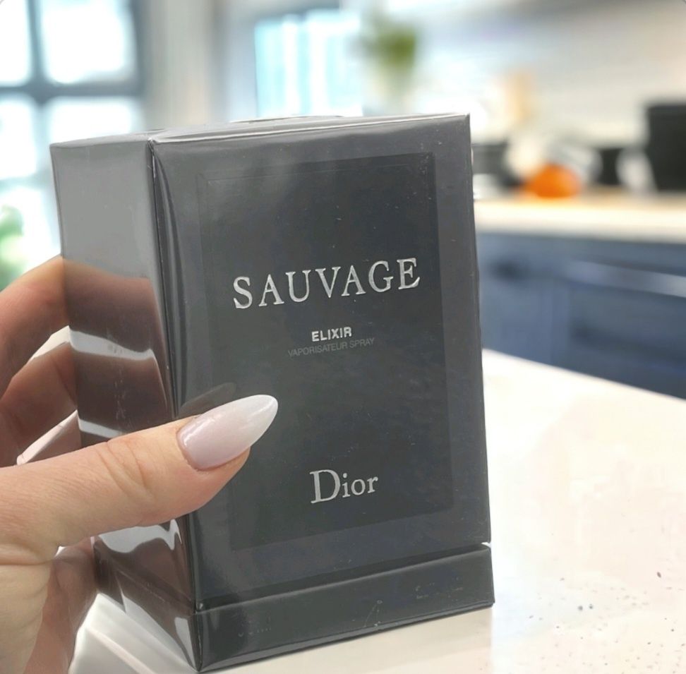 Sauvage elixir Dior.  Нові.