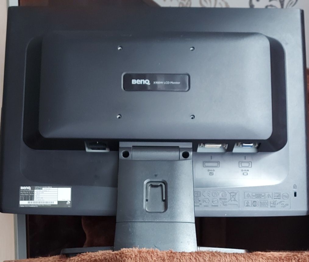 Monitor komputerowy  X900LCD