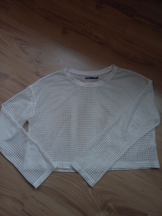 чисто біла сітка під топ